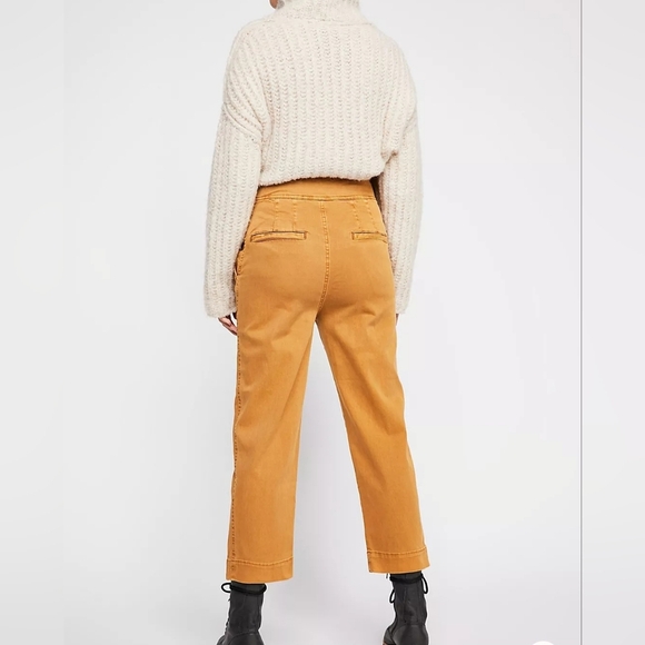Free People Size 2 Seamed Like the Real Thing Trousers Hi-Rise Pleated Crop Pant - Picture 3 of 12